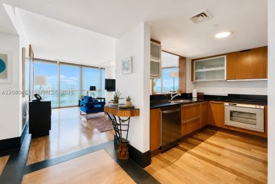 Comprar apartamento no Setai 2506