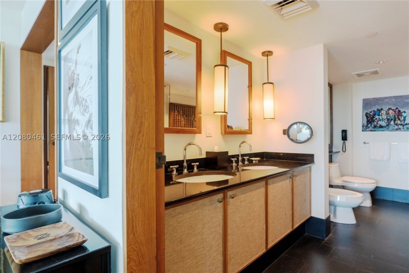 Condo for sale at Setai 2506