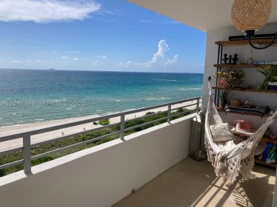 Comprar apartamento no Oceanside Plaza 10G