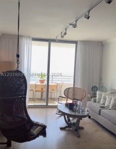 Comprar apartamento no Oceanside Plaza 10G
