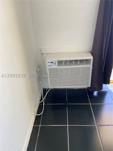 Aluguel de apartamento no Bayshore Yacht Tennis Club 204