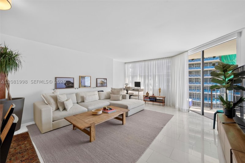 Apartment for rent at Brickell Place III A1606