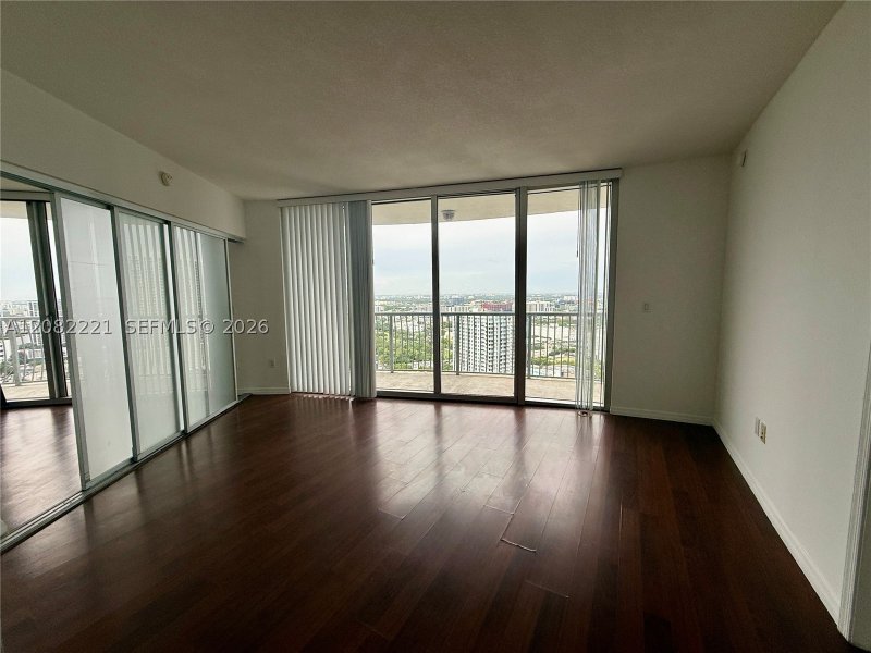 Apartment for rent at Opera Tower 3015