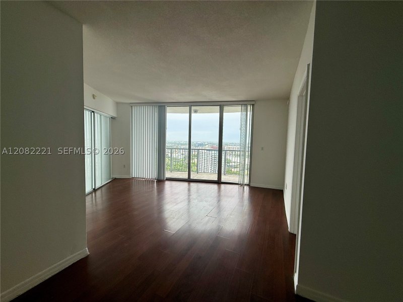 Apartment for rent at Opera Tower 3015