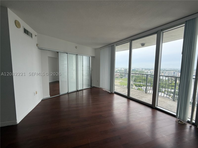 Apartment for rent at Opera Tower 3015