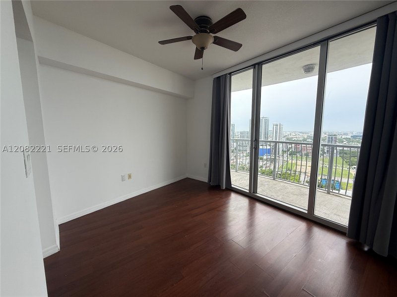 Apartment for rent at Opera Tower 3015