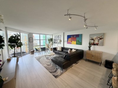 Comprar apartamento no Brickell Place B2110