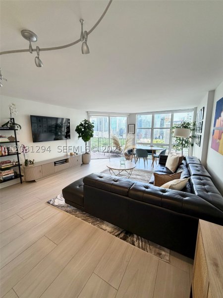 Condo for sale at Brickell Place B2110