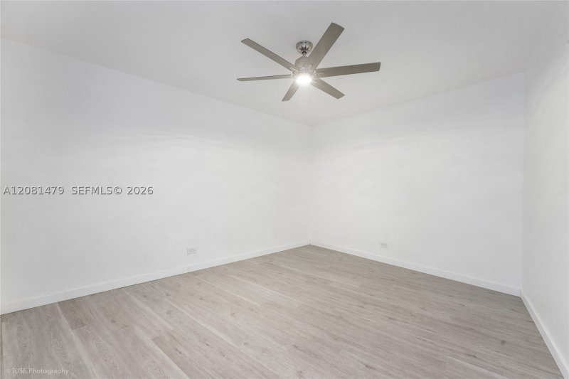 Condo for sale at Parkview Point 14G