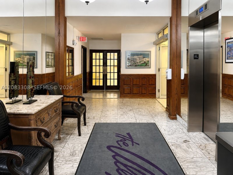 Apartment for rent at Alexander Towers 402
