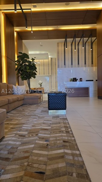 Condo for sale at ParkSquare Aventura 1005