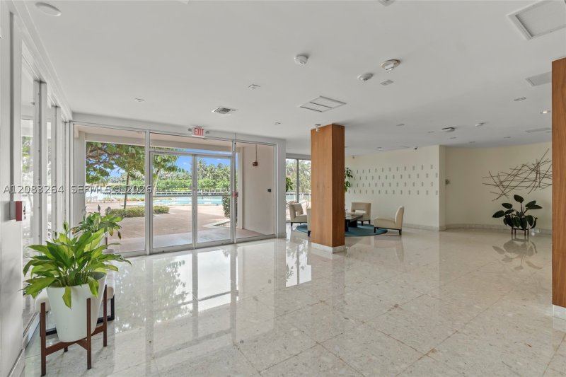 Condo for sale at Blair House 5B