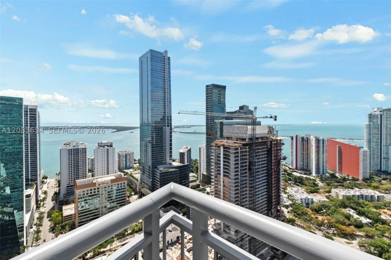 Condo for sale at Infinity on Brickell 3800