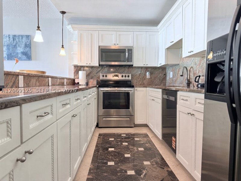 Apartment for rent at Ocean Reserve 1627