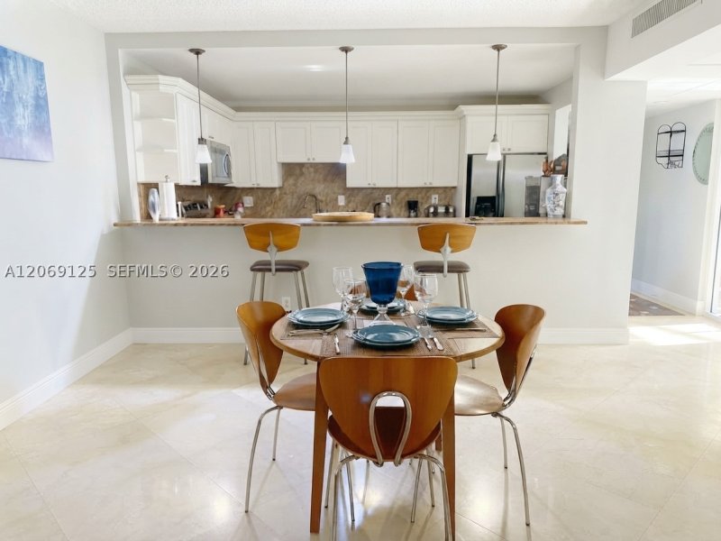 Apartment for rent at Ocean Reserve 1627