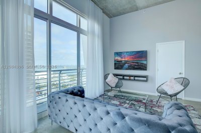 Loft Downtown I Apt #UPH01