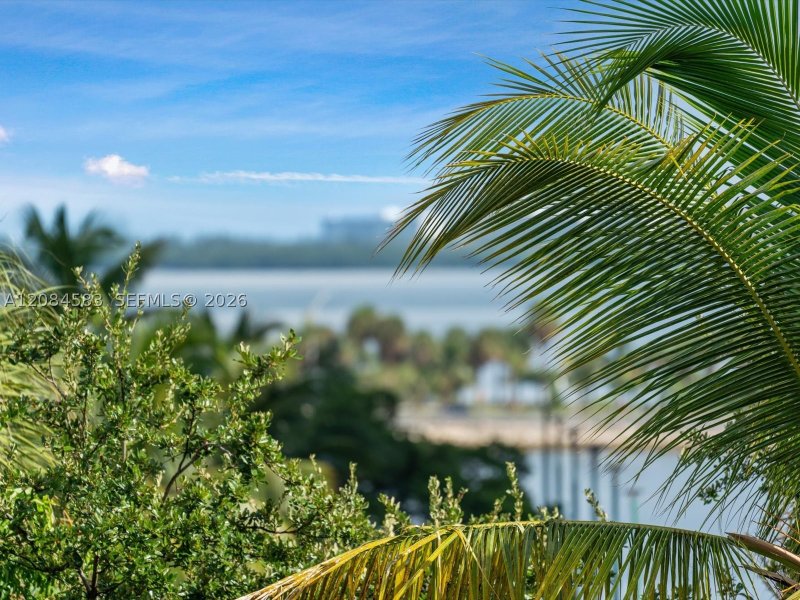 Property photo # 9
