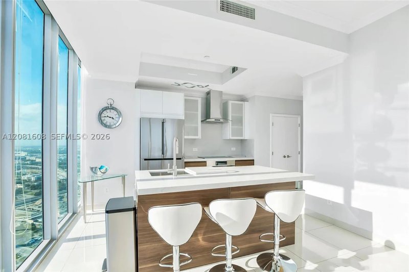 Property photo # 6