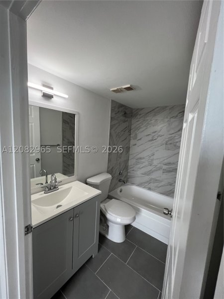 Apartment for rent at Madison Miami E-909