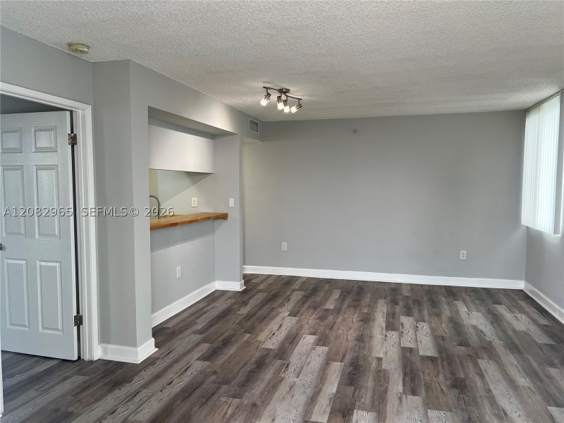 Apartment for rent at Madison Miami E-909