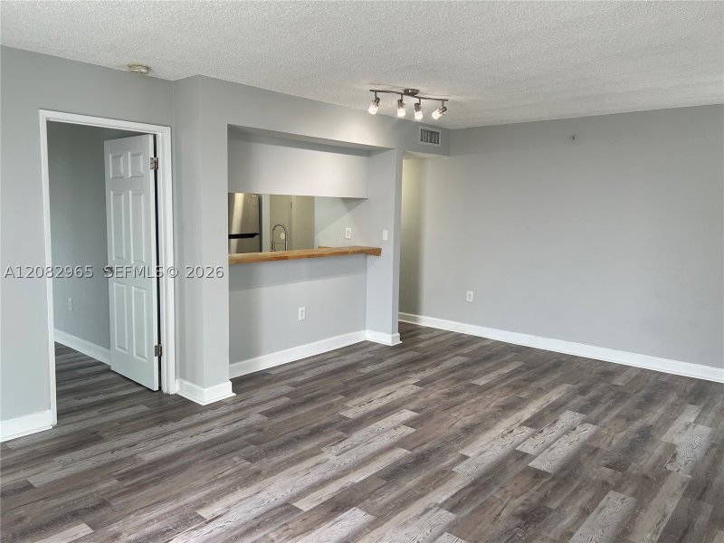 Apartment for rent at Madison Miami E-909
