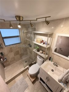 Aluguel de apartamento no Nirvana 2 C114
