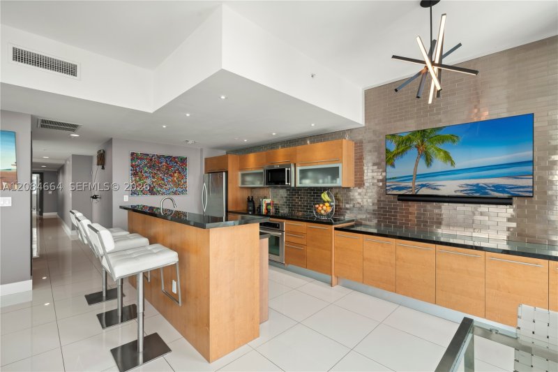 Condo for sale at Vizcayne Everglades On The Bay PH4908
