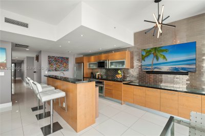 Comprar apartamento no Vizcayne Everglades On The Bay PH4908