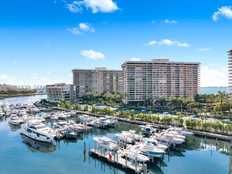 Condo for sale at Grove Isles Tower II B1709