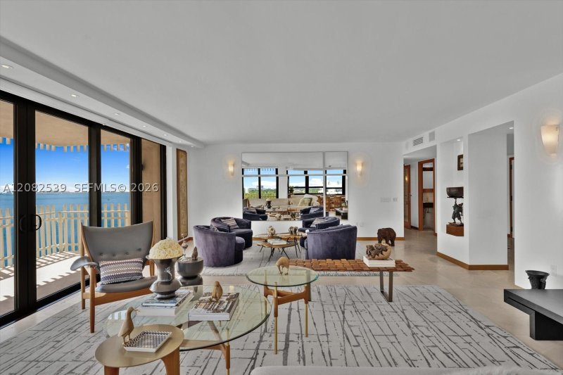 Condo for sale at Grove Isles Tower II B1709