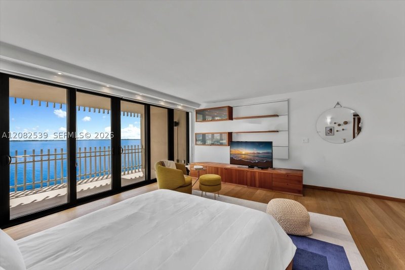Condo for sale at Grove Isles Tower II B1709