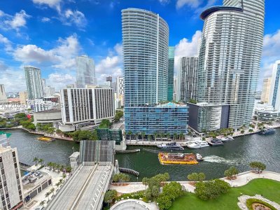 Comprar apartamento no Icon Brickell Viceroy 2303