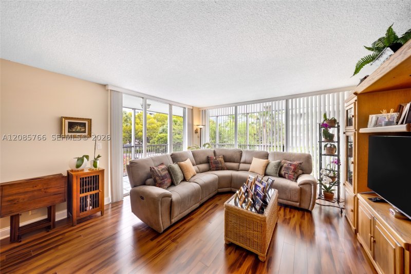 Condo for sale at Island Breakers 2H