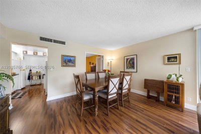 Comprar apartamento no Island Breakers 2H