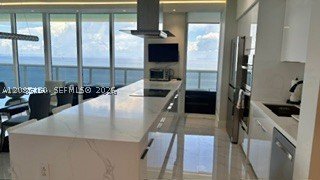 Aluguel de apartamento no Beach Club Two 5001
