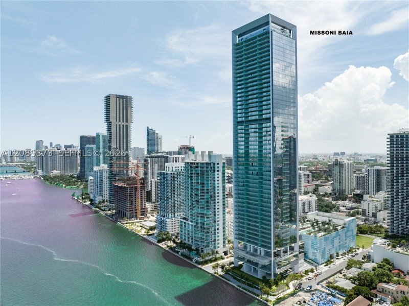 Comprar apartamento no Missoni Baia 3006