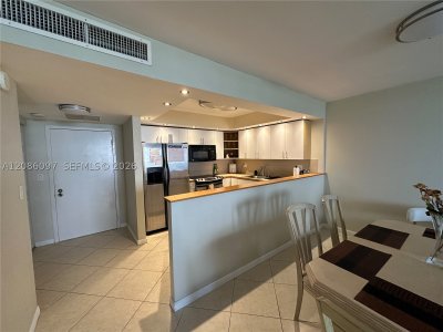 Aluguel de apartamento no Olympus Towers 614