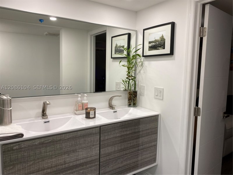 Apartment for rent at The Venetia 12J