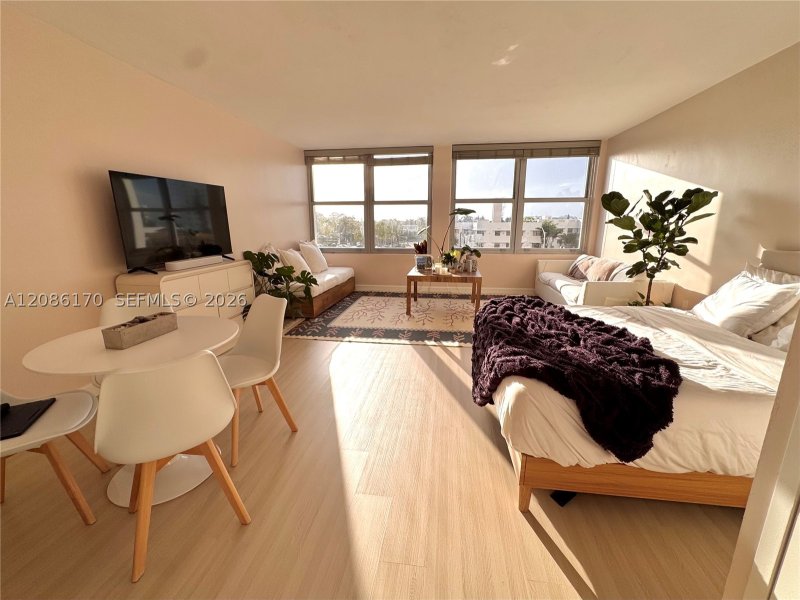 Property photo # 6