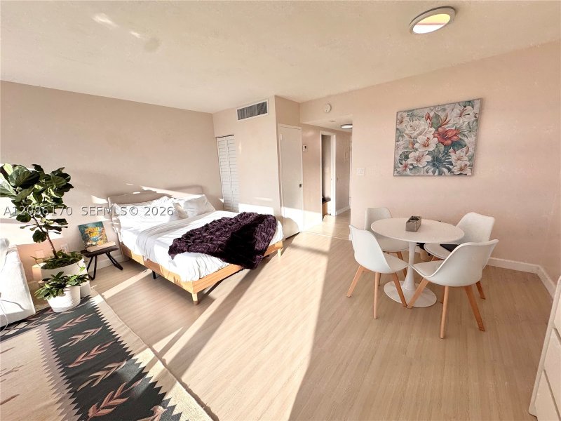 Property photo # 8