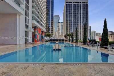Comprar apartamento no 50 Biscayne 2801