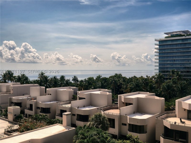 Condo for sale at Tidemark 605