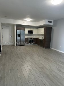 Brickell Ten Apt #1005