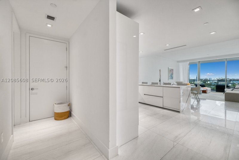 Condo for sale at Oceana Bal Harbour 904