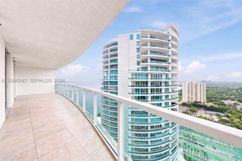 Comprar apartamento no Skyline On Brickell 3107
