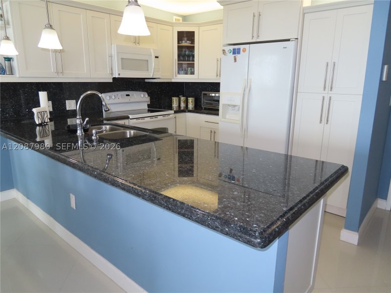 Property photo # 9