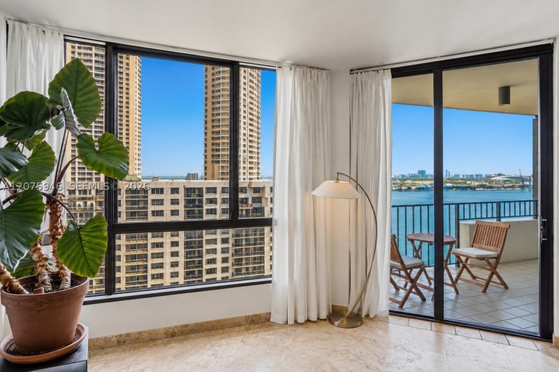 Comprar apartamento en Brickell Key One A1902
