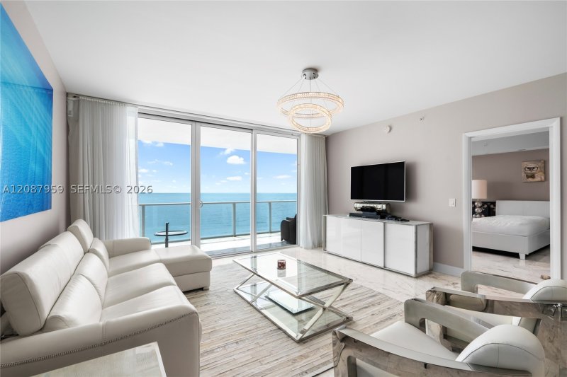 Condo for sale at Apogee Beach Hollywood 1002