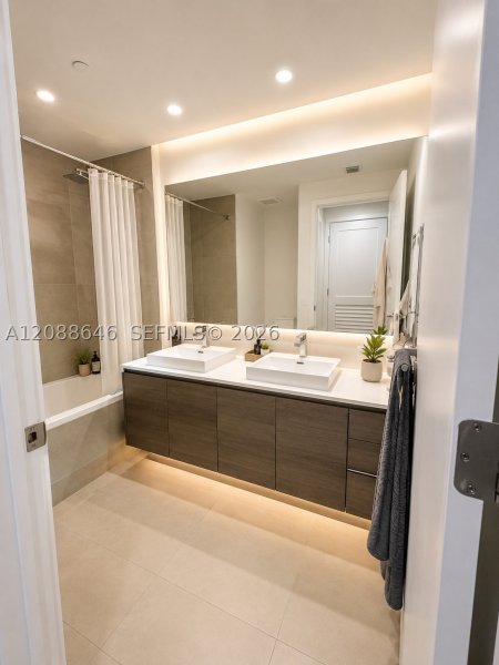 Comprar apartamento no The Bond 907