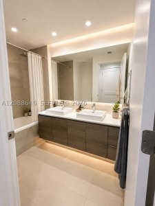 Comprar apartamento no The Bond 907
